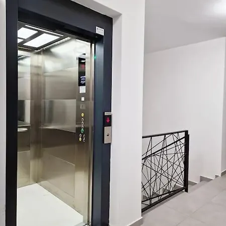 아파트 Sunflower *